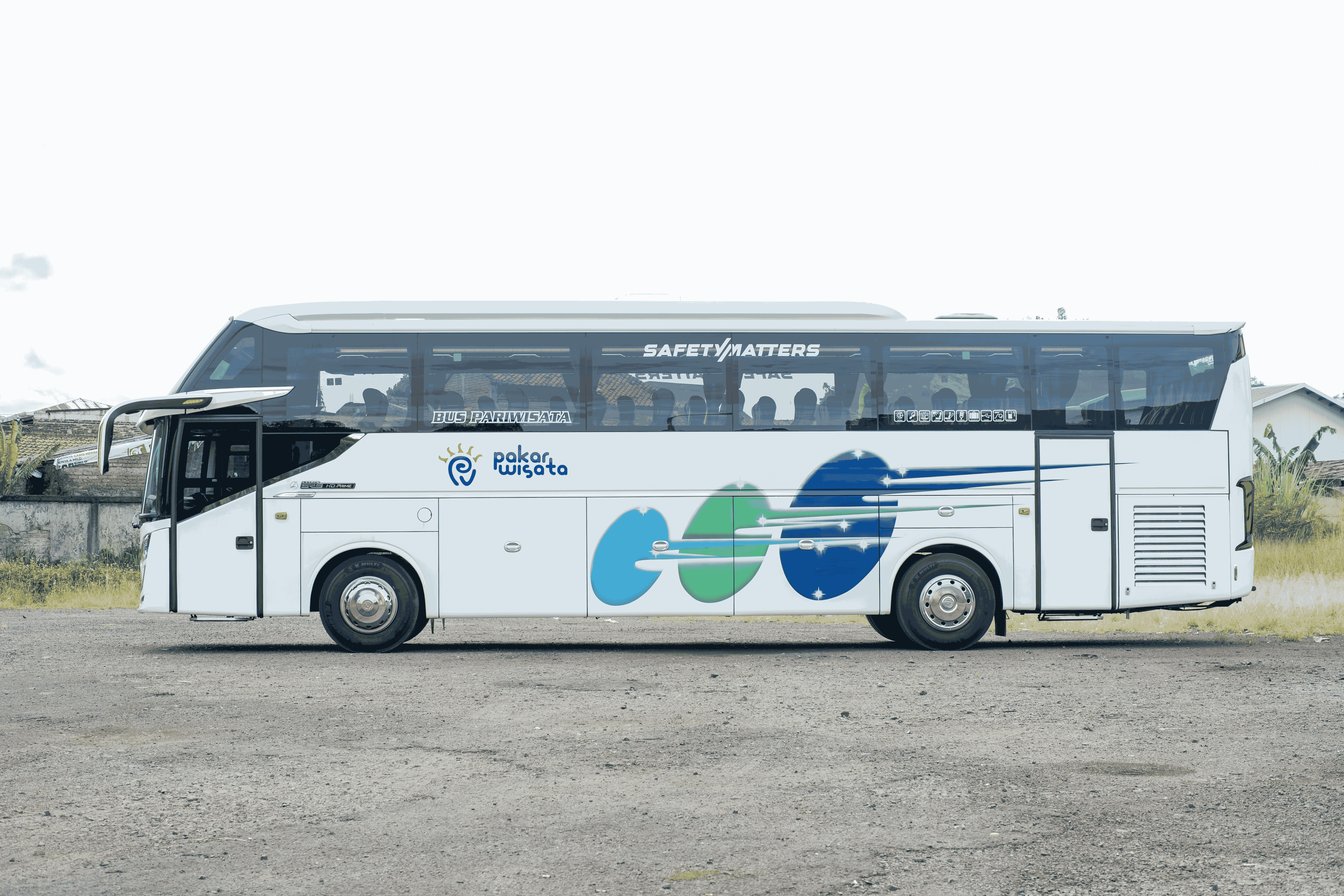 Dokumentasi Bus Pakar Wisata 3